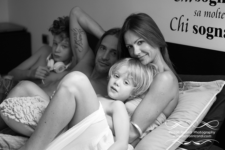 Servizio Fotografico Famiglia Milano | Foto Bambini in bianco e nero | Family Photography Milan Italy