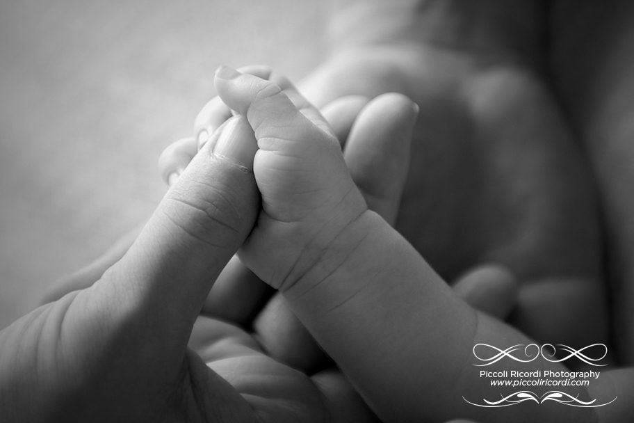 foto newborn milano | fotografo bambini milano